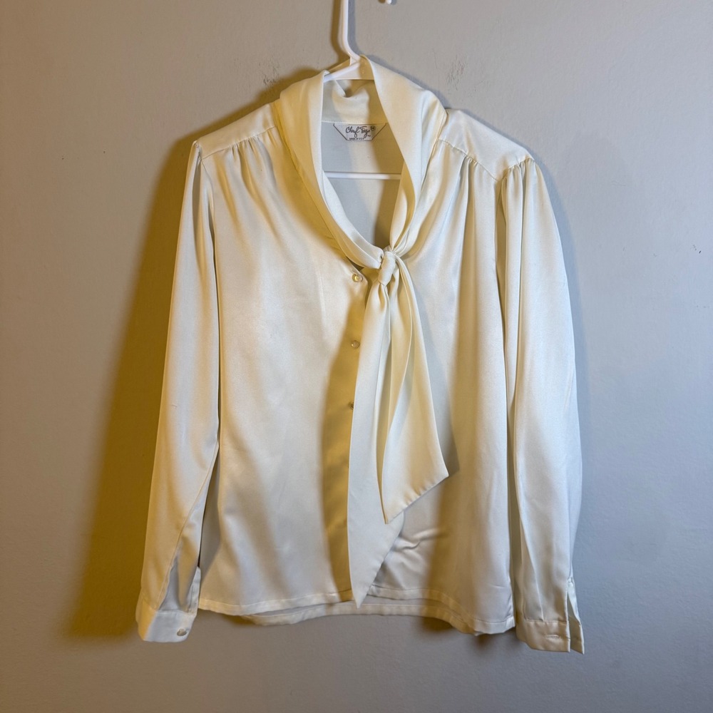 Cheryl Tiegs Vintage Ivory Satin Tie Neck Blouse Long‎ Sleeve Button Up Size 14